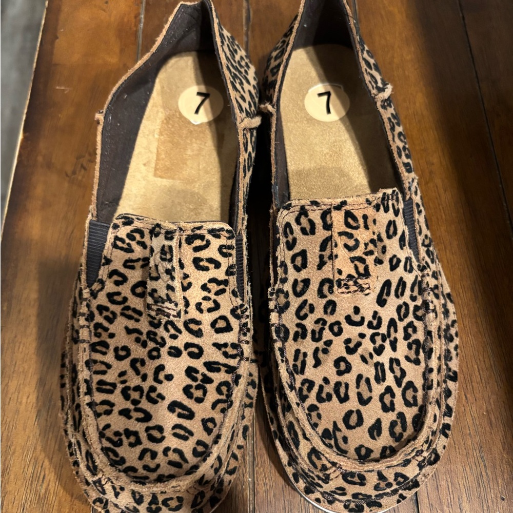Ariat Leopard Print Loafers size 7